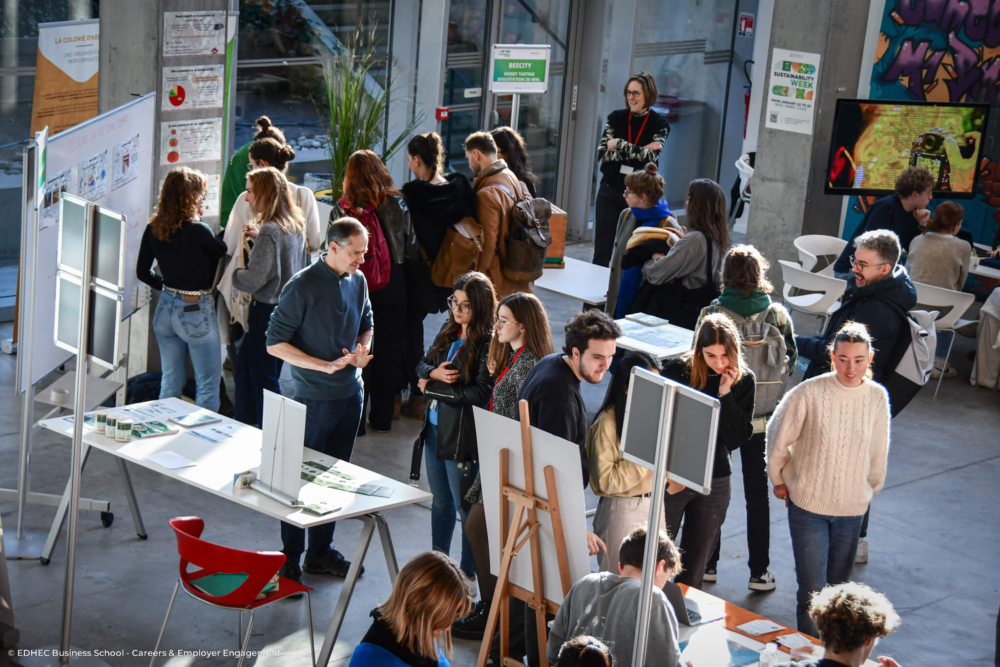 Stands de présentation d'entreprises engagées